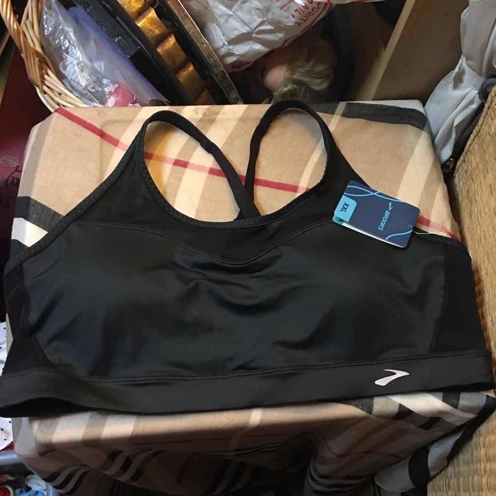 Brooks sports bra